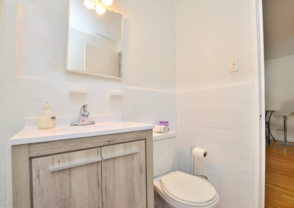 Apartamento Coquette 3.5 Pour 4 Personnes Montreal Exterior foto