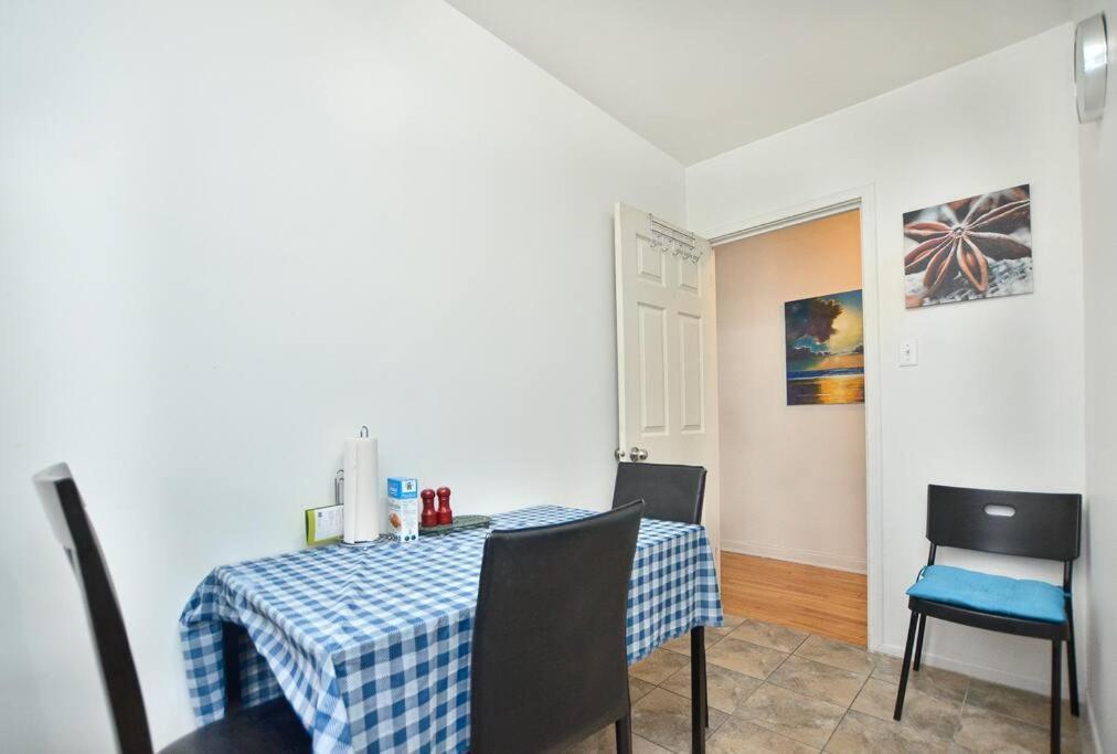 Apartamento Coquette 3.5 Pour 4 Personnes Montreal Exterior foto